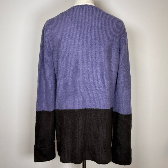 Cable & Gauge Colorblock Sweater Purple Gray Oversized Women’s Size Small - Picture 3 of 11